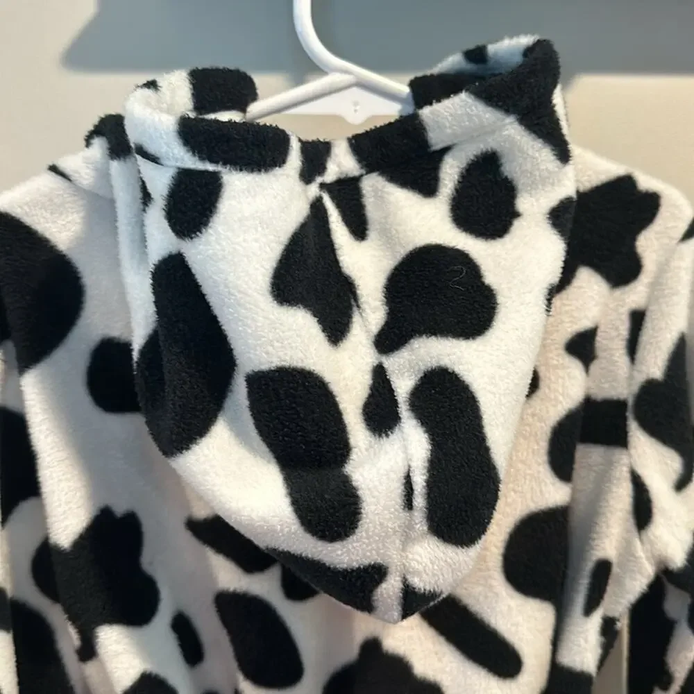 Leveret Toddler‎ Size 4 Cow Print Hooded Bath Robe